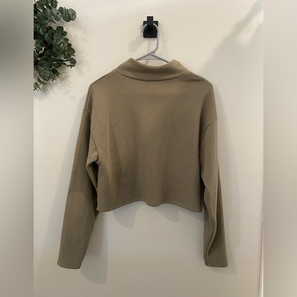 Mock neck pull over - Picture 3 of 3